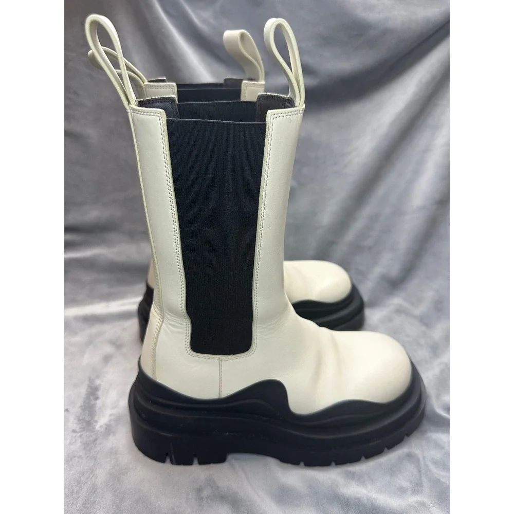 Bottega Veneta Tire‎ Lug Chelsea Boot in Sea Salt Black Italy Size EU 34